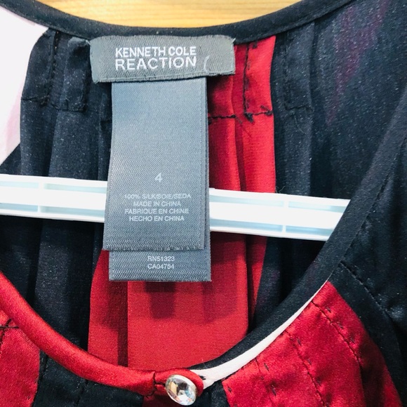 Kennth Cole sleeveless blouse - Picture 2 of 4